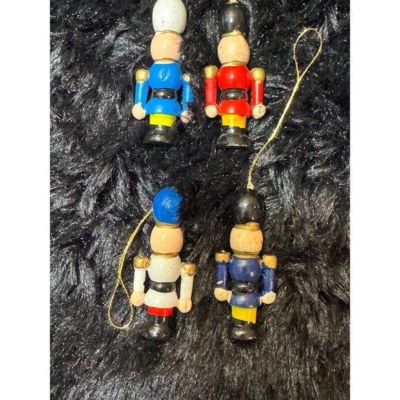 Set Of 4 Hand-Painted Wooden Soldier Ornaments With Strings Minitures 2" - Picture 5 of 7